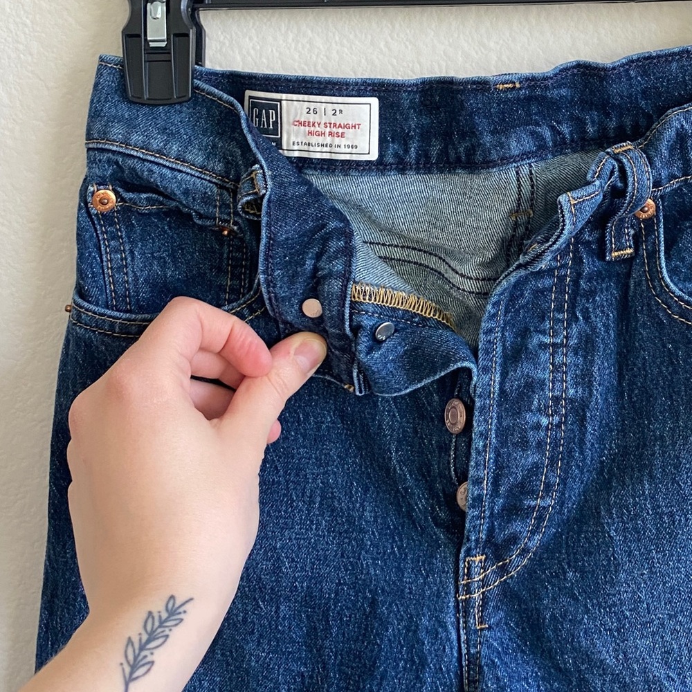 Gap Cheeky Straight High Rise Jeans